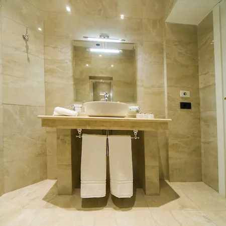 Via Veneto Guest house 4*