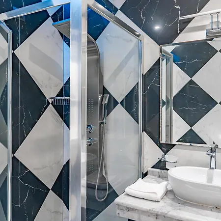 Πανσιόν Via Veneto 4*