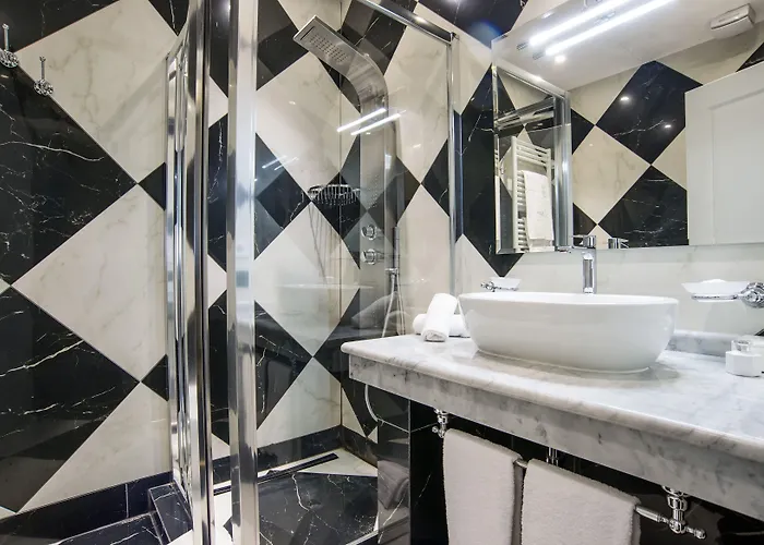 Πανσιόν Via Veneto 4*