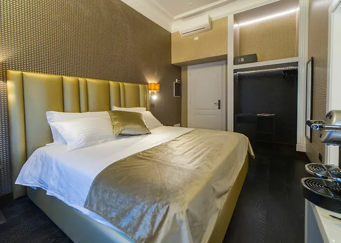 Via Veneto Πανσιόν 4*