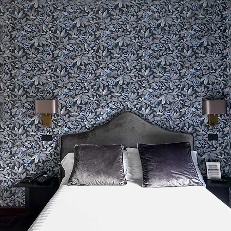 בית הארחה Via Veneto 4*