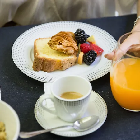 Via Veneto 4* רומא