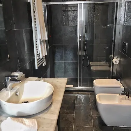 Via Veneto 4* רומא